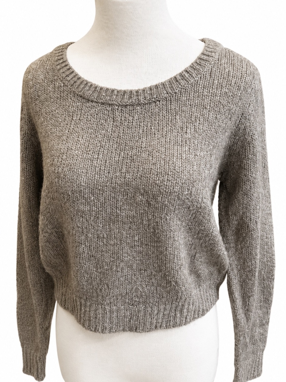 H&M Women's Oatmeal Gray Scoopneck Knit Sweater Small